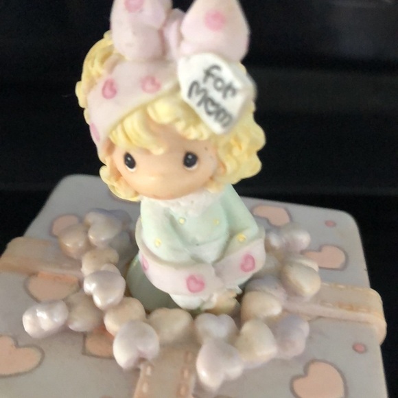 3 Figurine/Ornaments - Picture 5 of 6